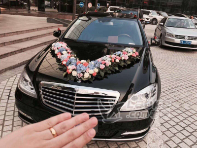 西安佳人婚车 奔驰S婚车租赁套餐优惠促销_1