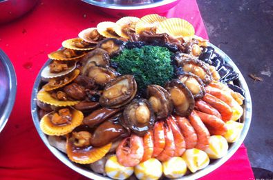 汕尾上门餐饮酒席到式家服务、自助餐、围餐、冷餐供应_1