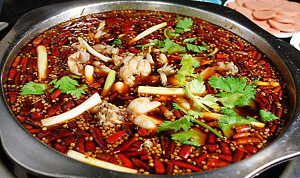 重庆老火锅哪里学怎么做的火锅好吃餐饮技术培训_0