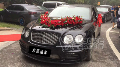 黄石婚车出租宾利飞驰+奥迪A8_1
