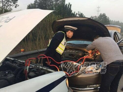 礼泉汽车搭电随叫随到029-86693399_0