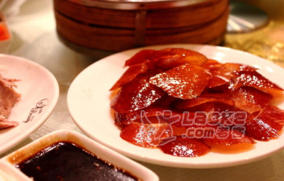 脆皮烤鸭学习 开一家烤鸭店需要多少钱_0