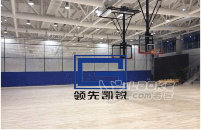 卷帘体育馆窗帘 体育馆分隔幕 场馆分隔幕 体育场地隔离幕_1
