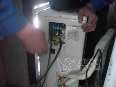 衢州24小时上门服务，空调加氟、保养、维修、清洗、移机_0
