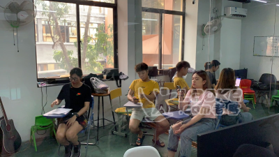 声乐入门学习?怎么唱好歌成人歌唱培训秋季唱歌培训班_1