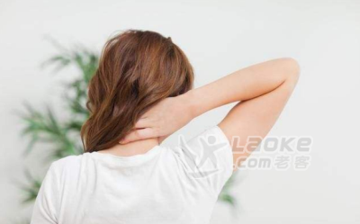 得了痉挛性斜颈及早治疗_0