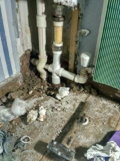 常熟水管水龙头安装维修漏水维修18051811296_0