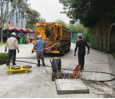 昆明嵩明县化粪池清理，隔油池清理，专业抽粪，沉淀池清理_1